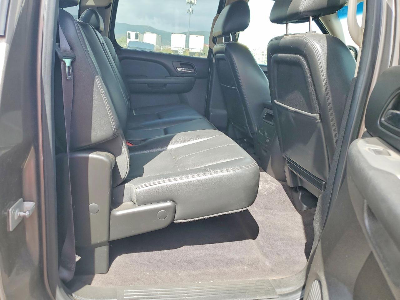 2014 Chevrolet Silverado K3500 LTZ