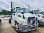 2015 Freightliner Cascadia Semi Truck