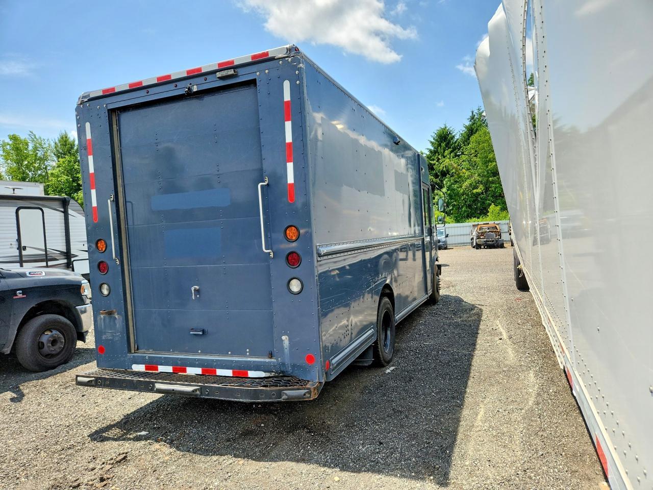 2020 Ford F59 Delivery Truck