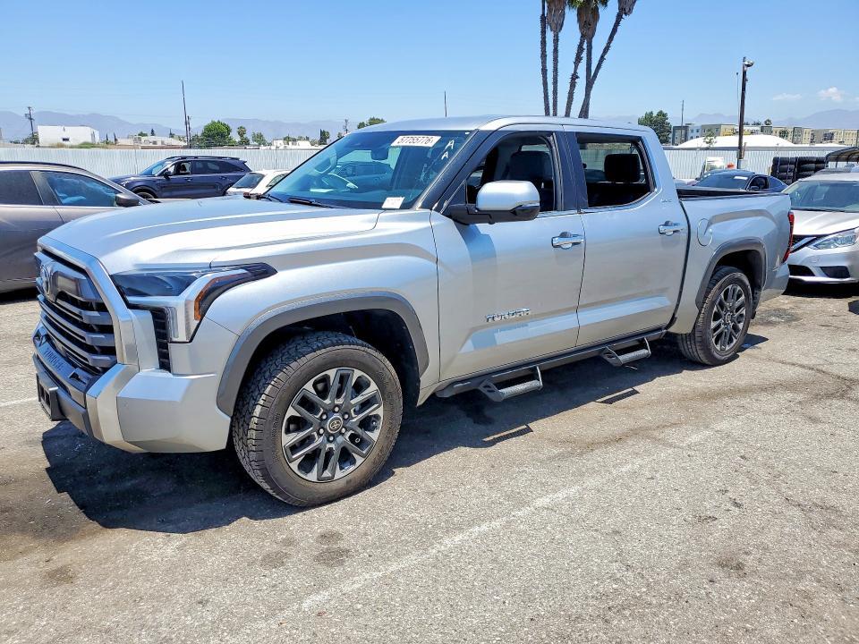 2023 Toyota Tundra Crewmax Limited