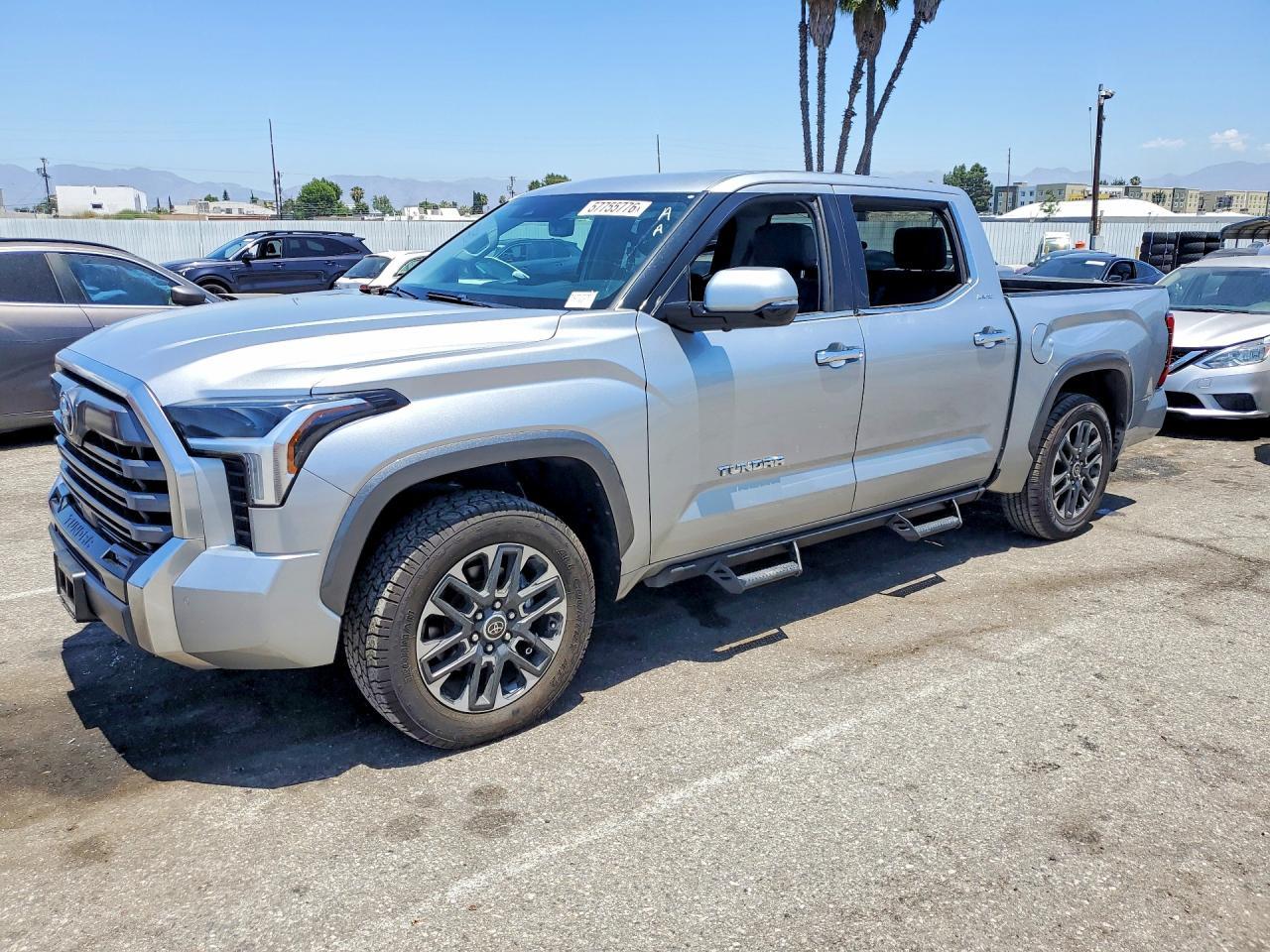 2023 Toyota Tundra Crewmax Limited