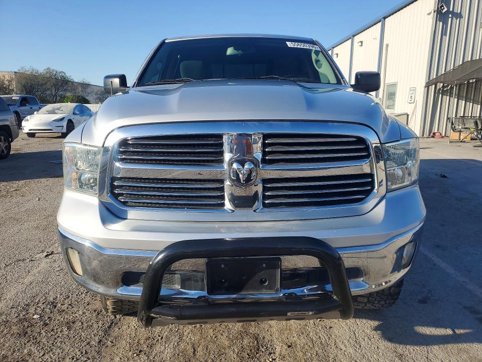 2015 Dodge RAM 1500 SLT