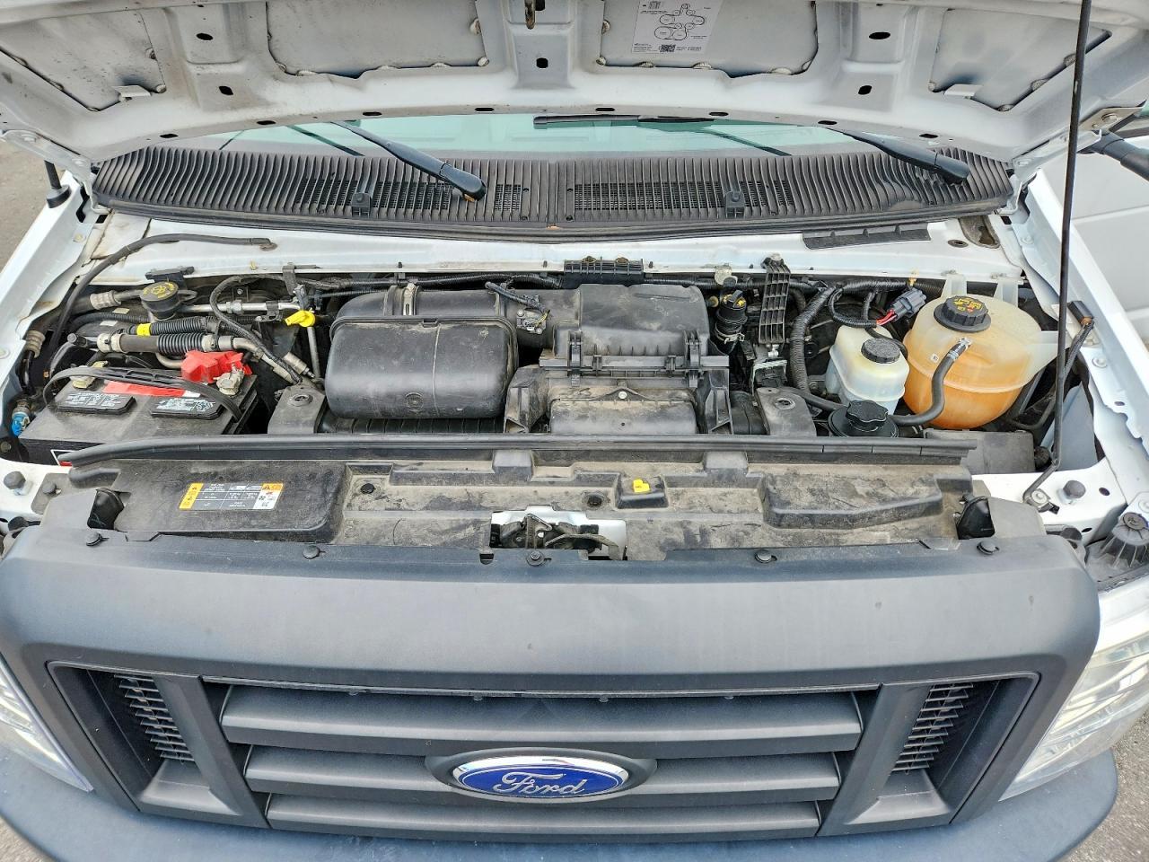 2023 Ford E350 Refrigerated BOX Truck