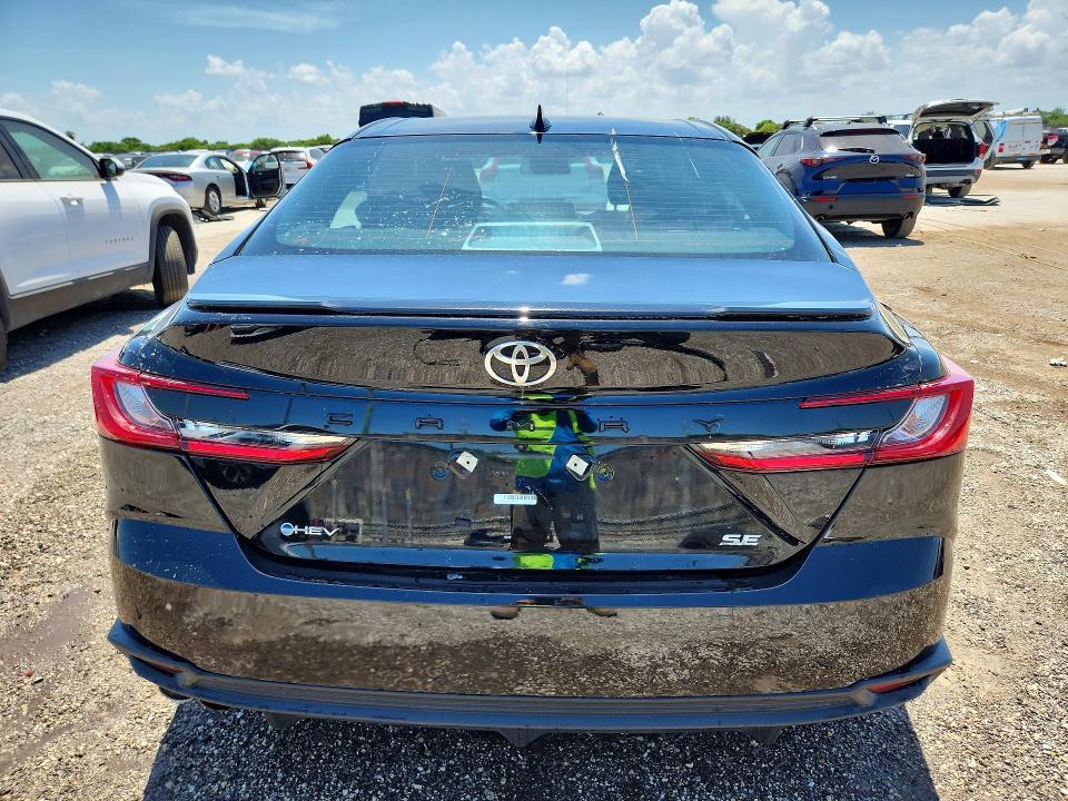 2025 Toyota Camry se