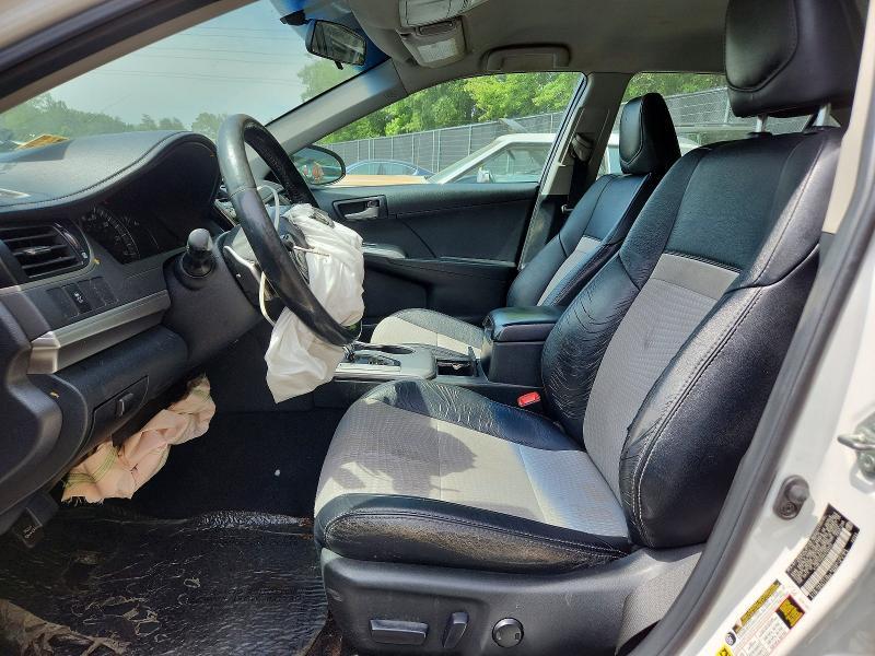2014 Toyota Camry se