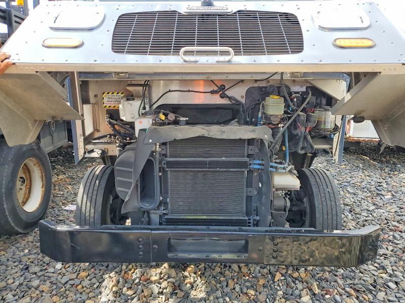 2020 Freightliner Chassis M Line WALK-IN Van