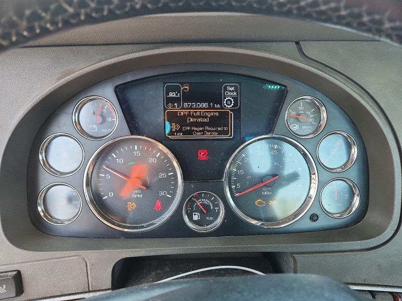 2018 Kenworth T680 Semi Truck