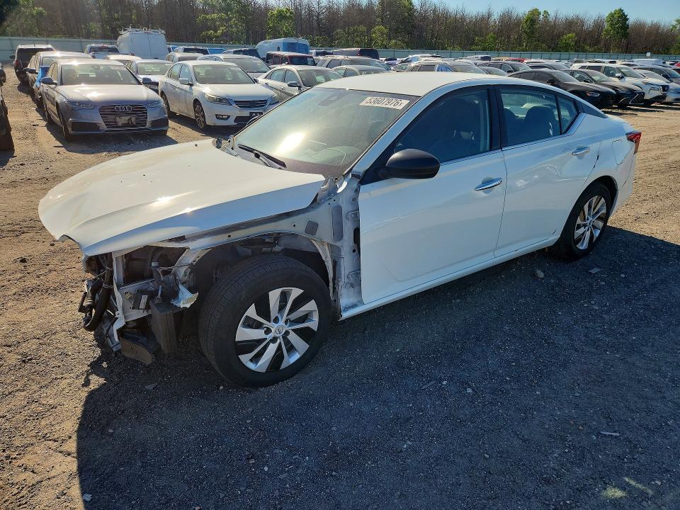 2025 Nissan Altima s