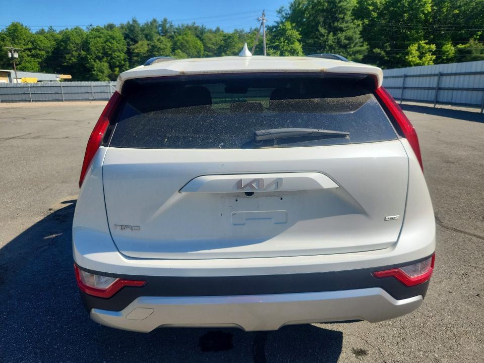 2024 KIA Niro lx