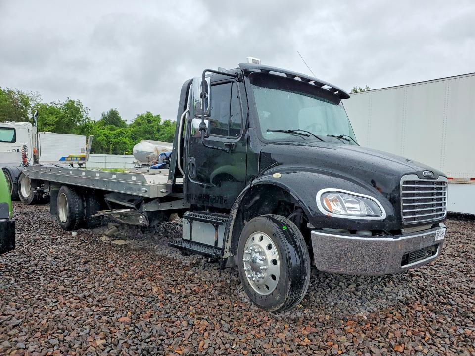 2018 Freightliner M2 106 MED