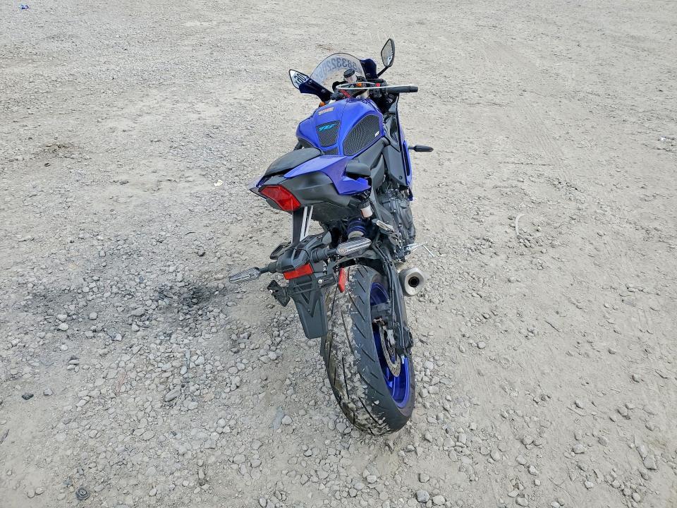 2025 Yamaha YZFR7