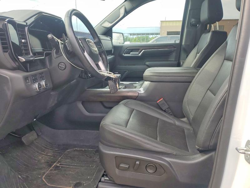 2023 GMC Sierra K1500 SLT
