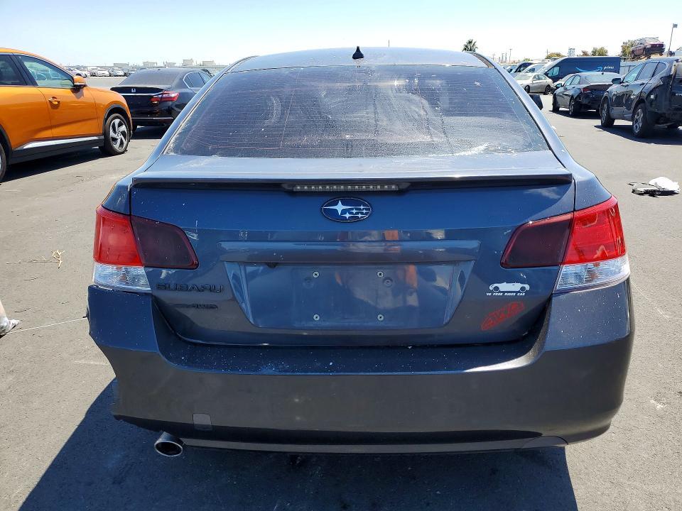 2014 Subaru Legacy 2.5i Premium