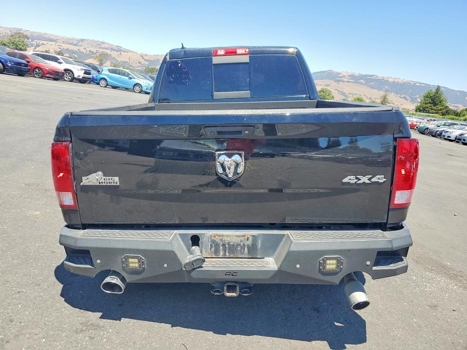 2015 Dodge RAM 1500 SLT