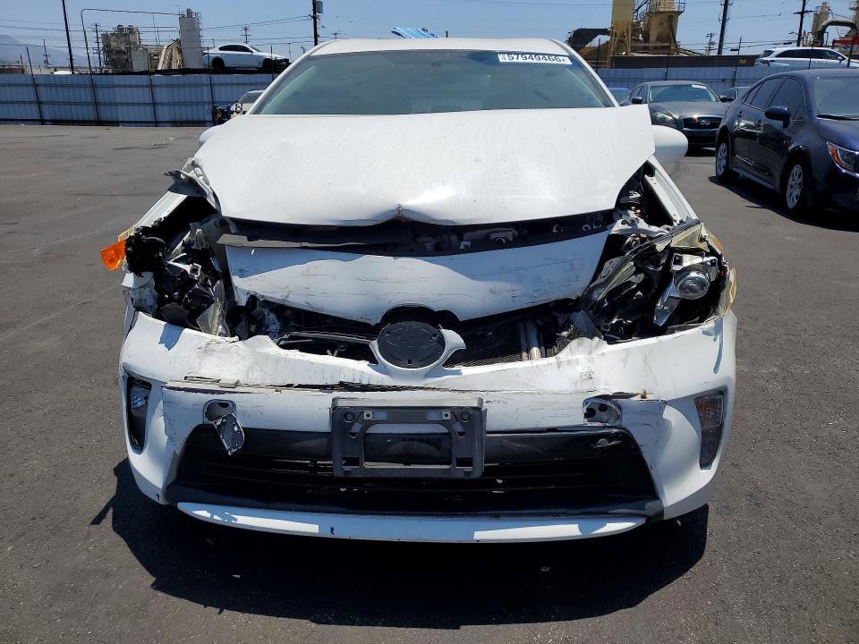 2014 Toyota Prius two