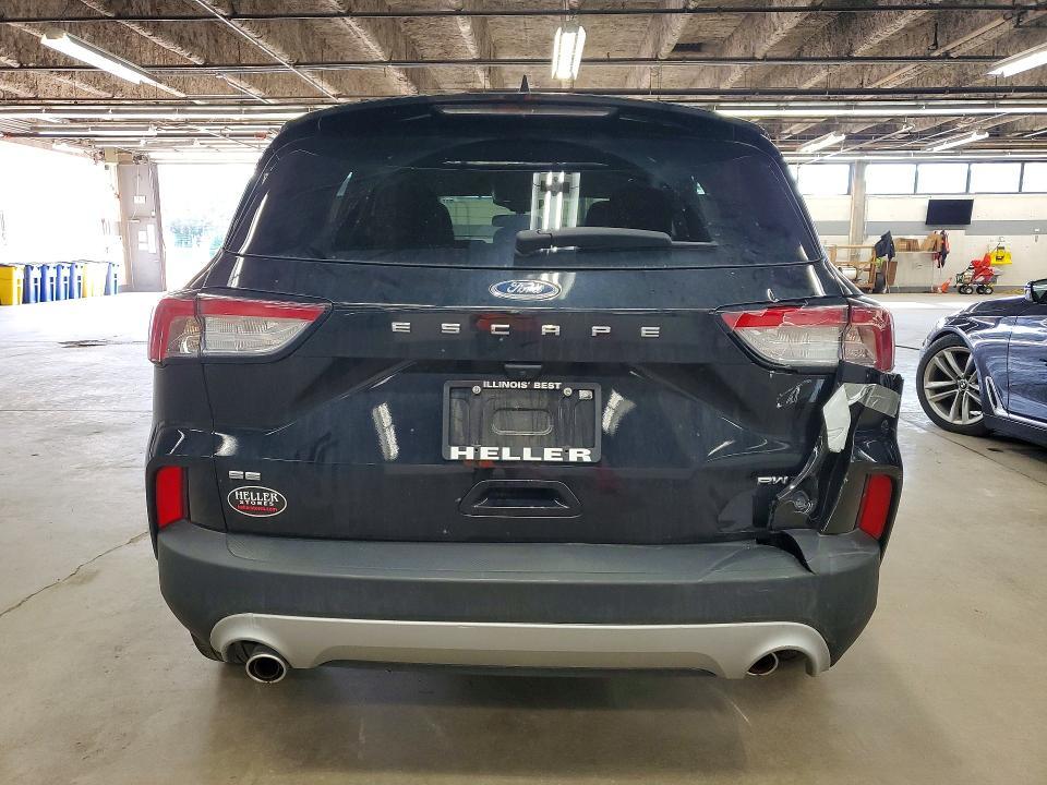 2022 Ford Escape se