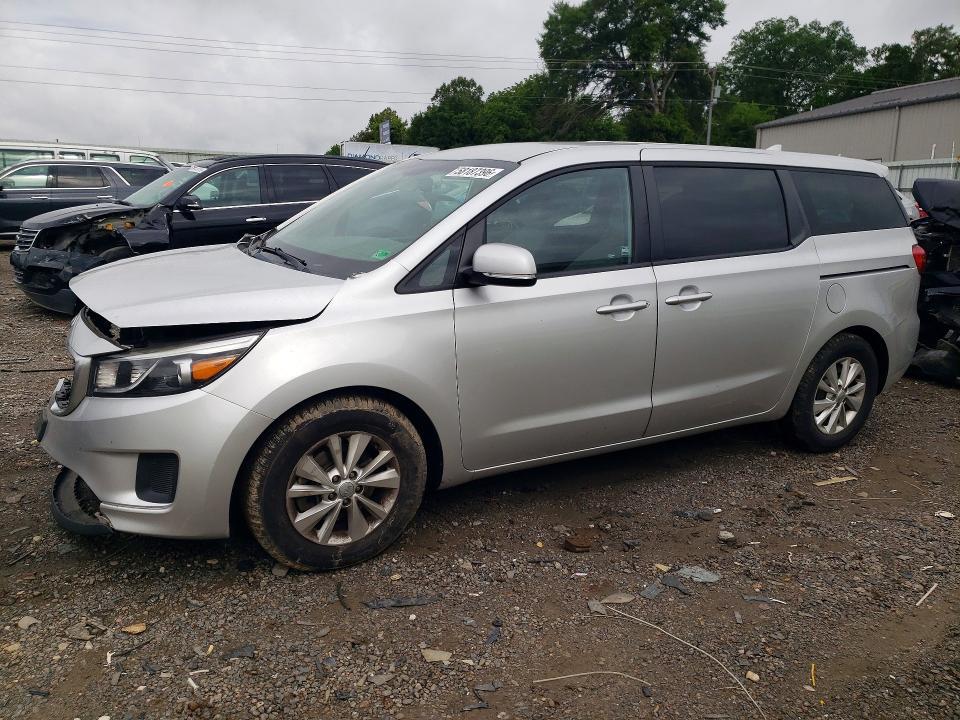 2017 KIA Sedona lx