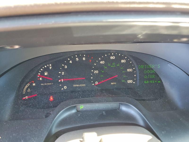 2002 Lincoln Continental