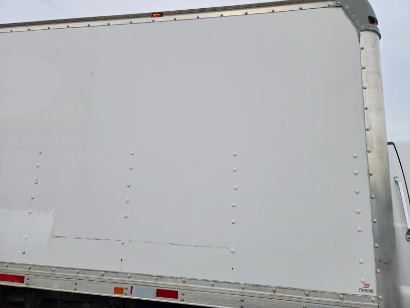 2017 Ford F650 Super Duty BOX Truck