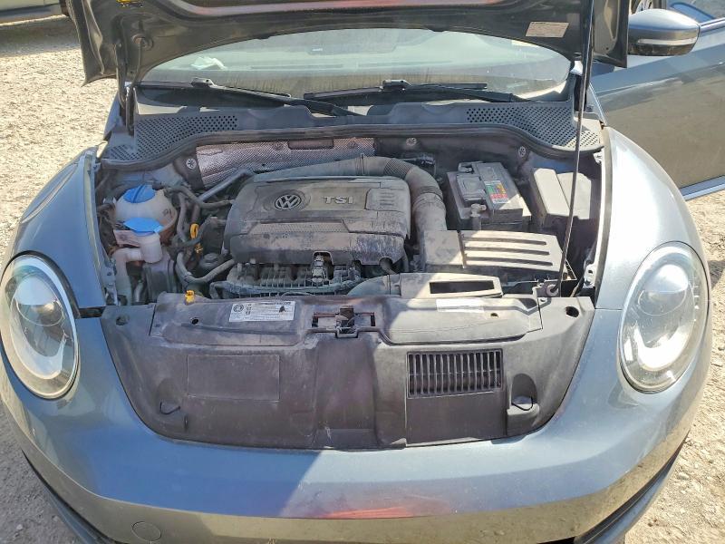 2016 Volkswagen Beetle se