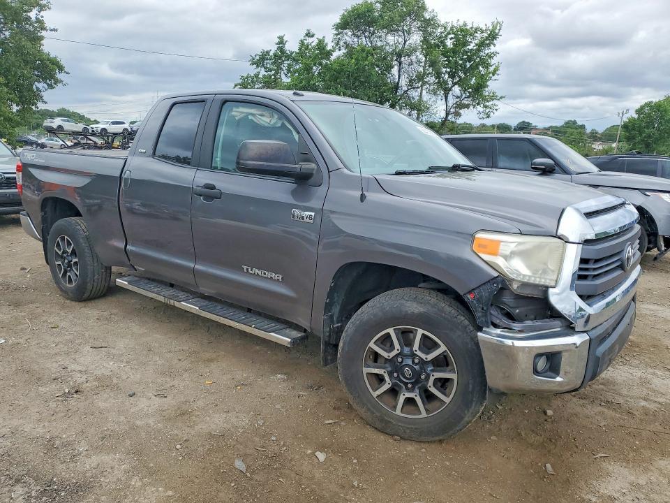 2015 Toyota Tundra SR5