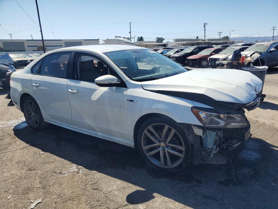 2018 Volkswagen Passat s