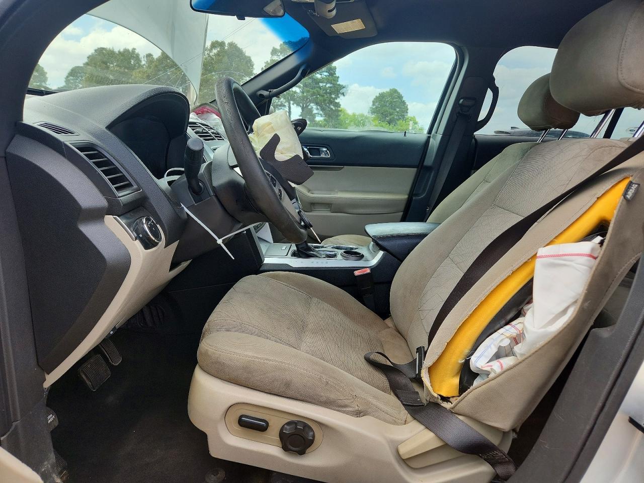 2015 Ford Explorer