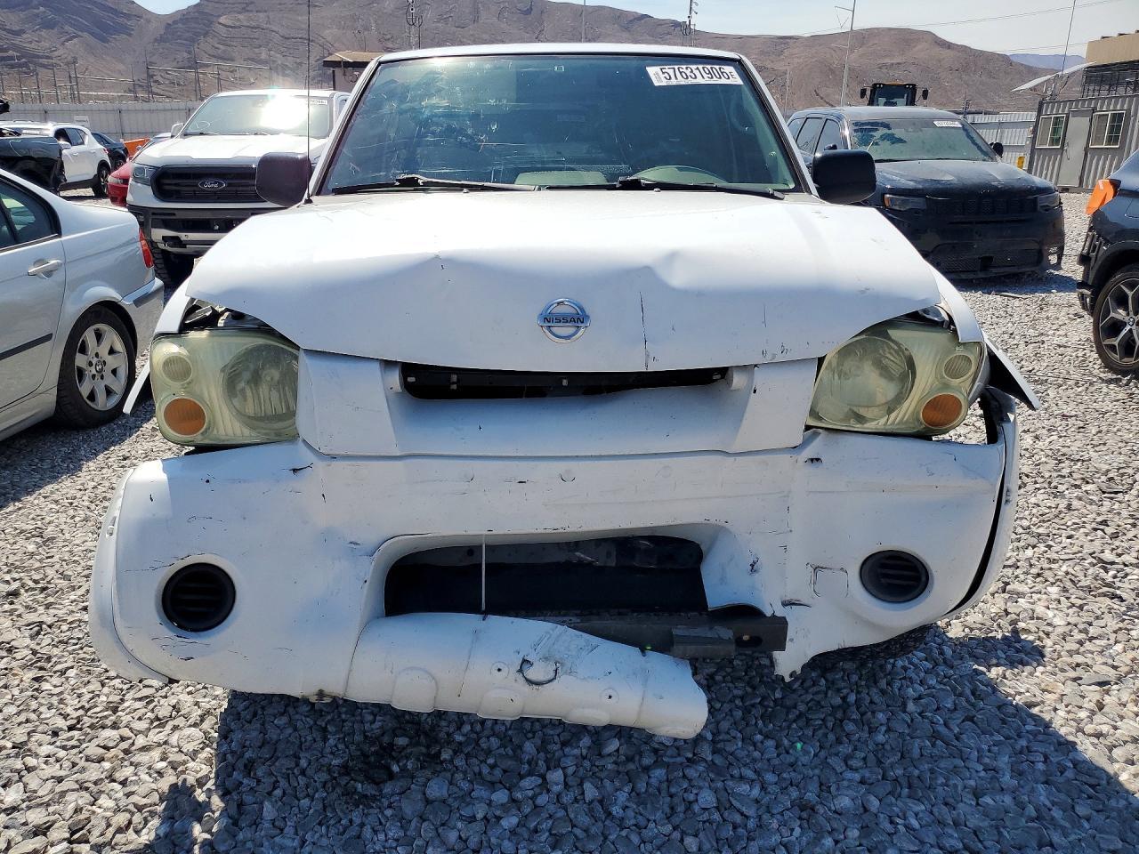2004 Nissan Frontier Crew Cab XE V6