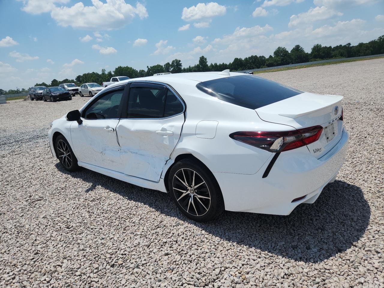 2024 Toyota Camry se
