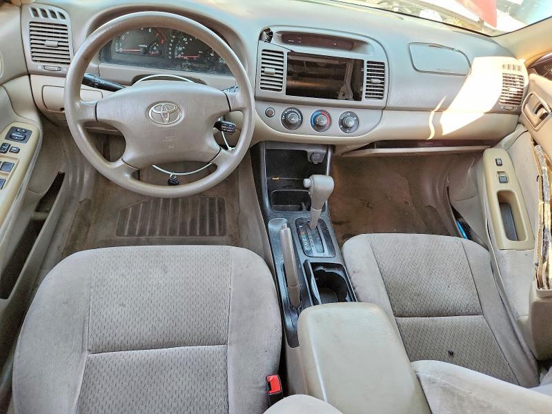 2003 Toyota Camry le