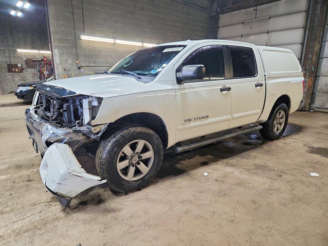 2013 Nissan Titan SV