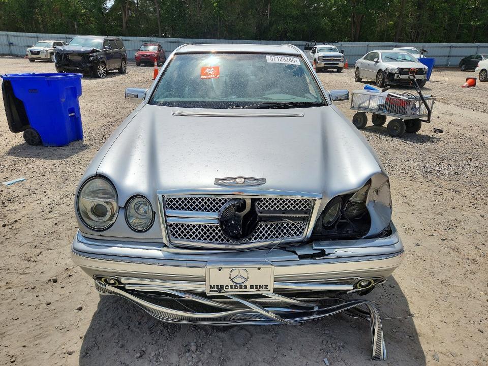 1999 Mercedes-Benz E 320