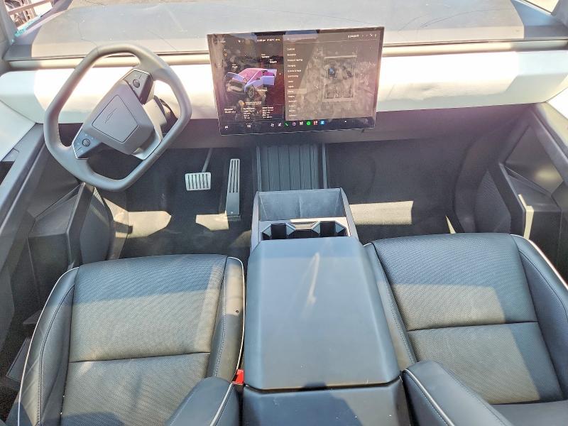 2025 Tesla Cybertruck