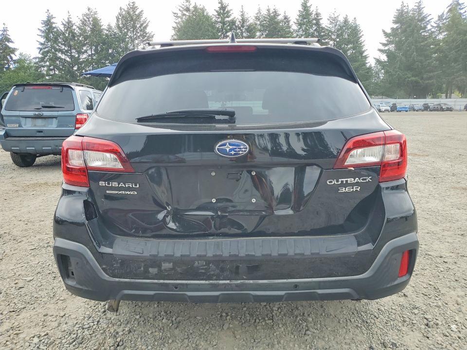2018 Subaru Outback Touring