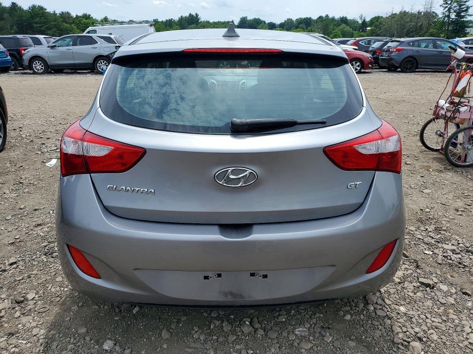 2013 Hyundai Elantra gt Base