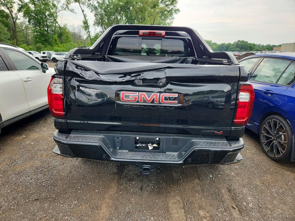 2025 GMC Canyon AT4