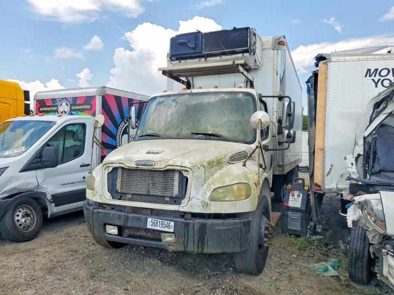 2007 Frht - Freightliner 2007 Freightliner Business Class M2 Refrigerated B