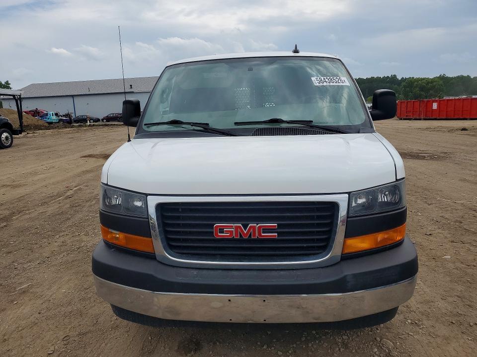 2022 GMC Savana G2500