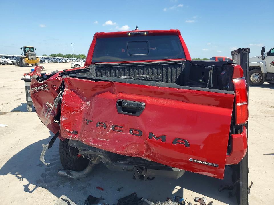 2025 Toyota Tacoma TRD OFF-ROAD HV