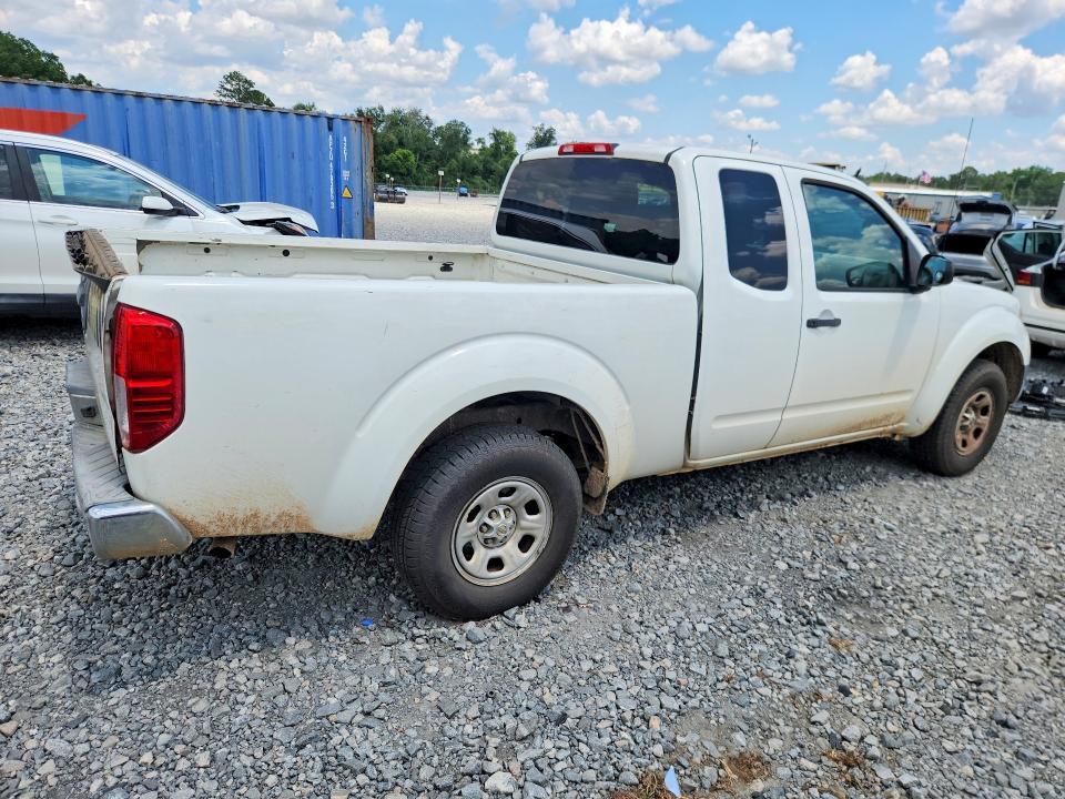 2015 Nissan Frontier S