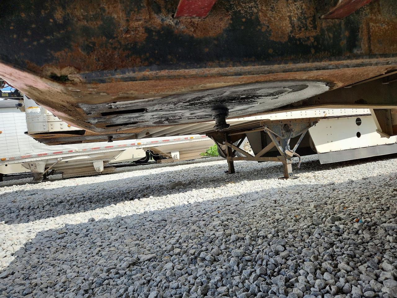 1987 Talbert Drop Deck Trailer