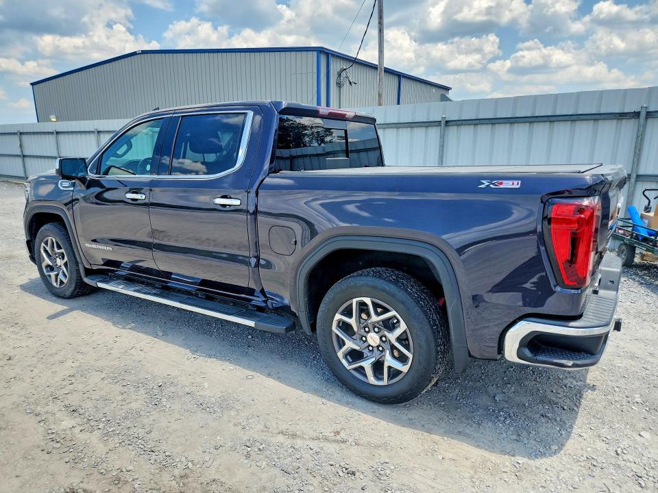 2022 GMC Sierra K1500 SLT