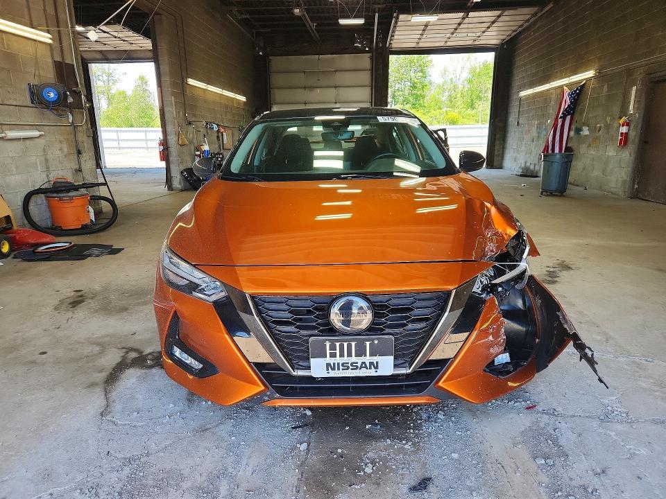2022 Nissan Sentra sr
