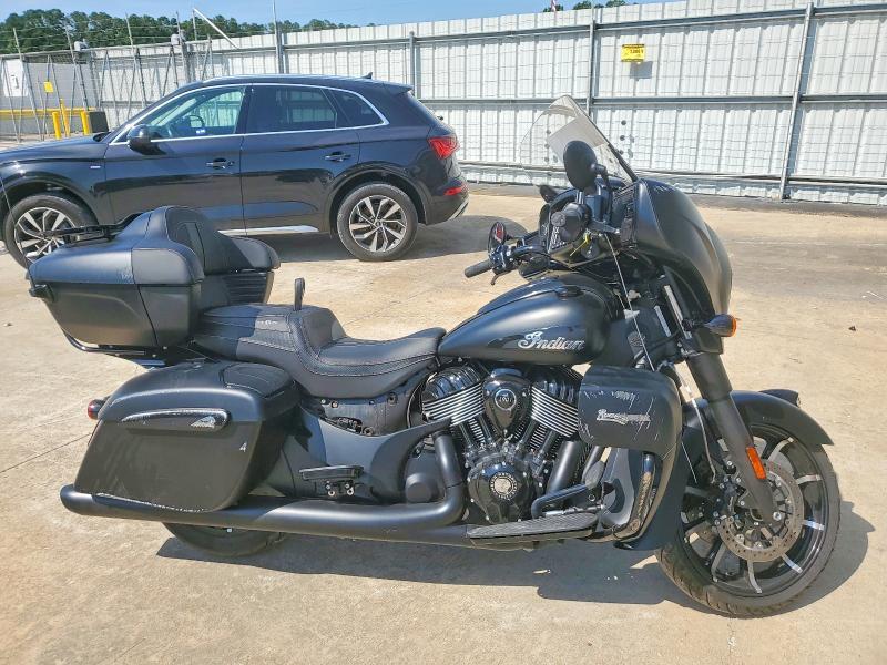 2024 Indian Motorcycle Co. Roadmaster Darkhorse W