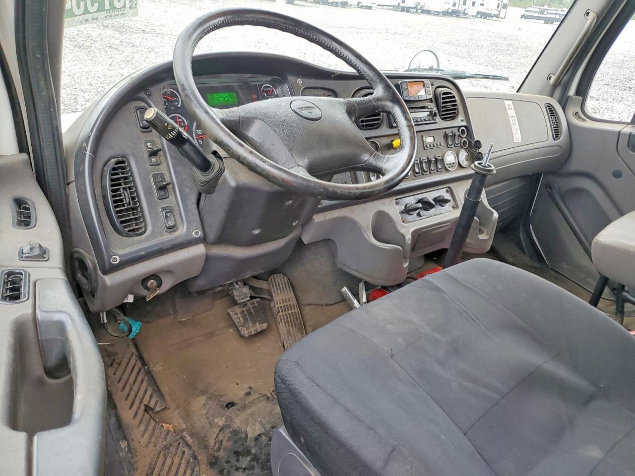 2016 Freightliner M2 106 Medium Duty