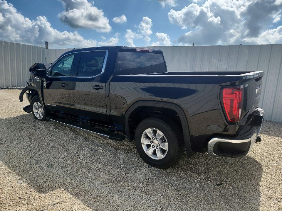2026 GMC Sierra C1500 SLE