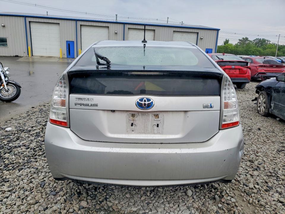 2011 Toyota Prius Three