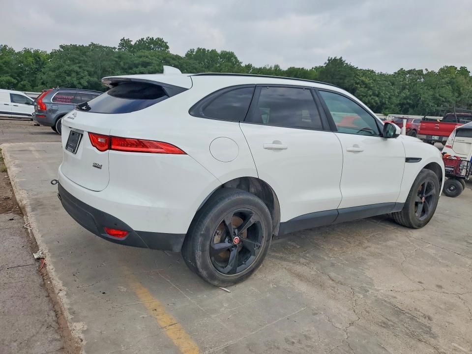2017 Jaguar F-pace Prestige