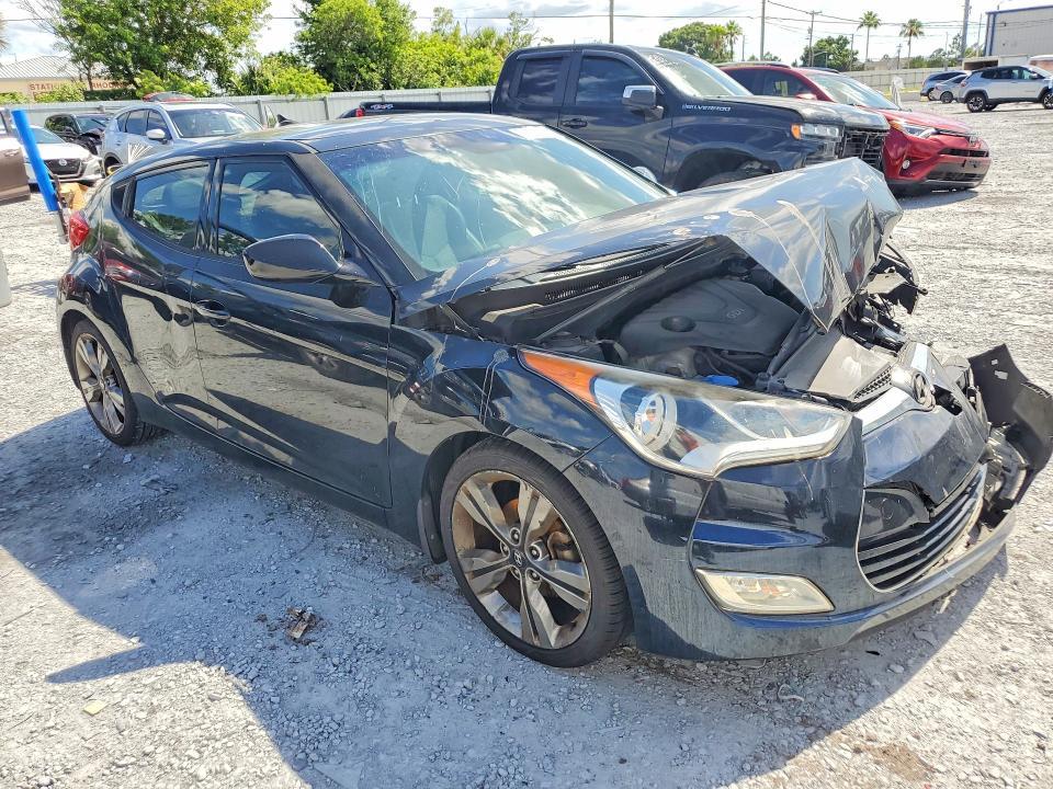 2016 Hyundai Veloster Base