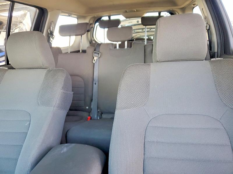 2010 Nissan Pathfinder s FE+